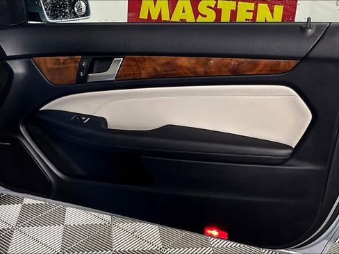 Used 2015 Mercedes-Benz C 350 4MATIC Coupe image 20