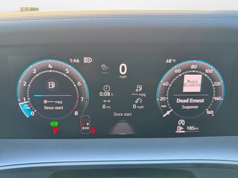 New 2026 Volkswagen Tiguan SE R-Line FWD image 11