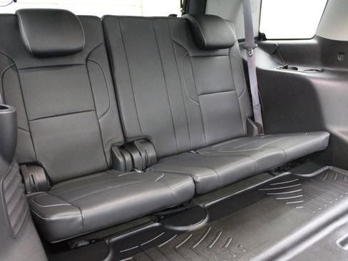 Used 2015 Chevrolet Tahoe LT image 13