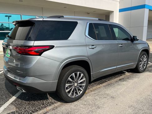 Used 2023 Chevrolet Traverse Premier w/ LPO, Floor Liner Package FWD image 4