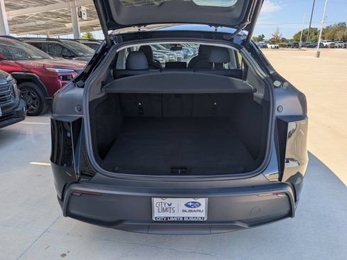 Used 2026 Tesla Model Y Long Range AWD/4WD image 26