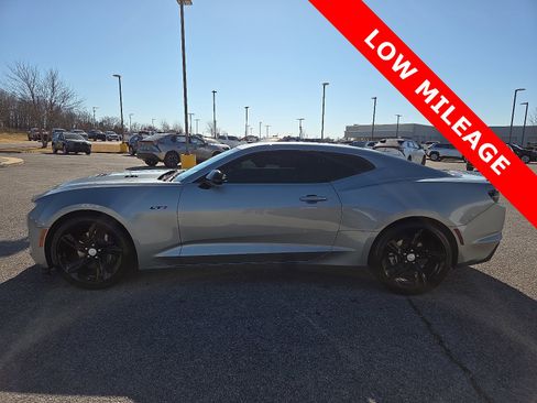 Used 2023 Chevrolet Camaro LT w/ RS Package image 3