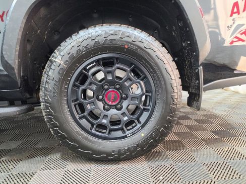 Used 2026 Toyota Sequoia 4WD image 34