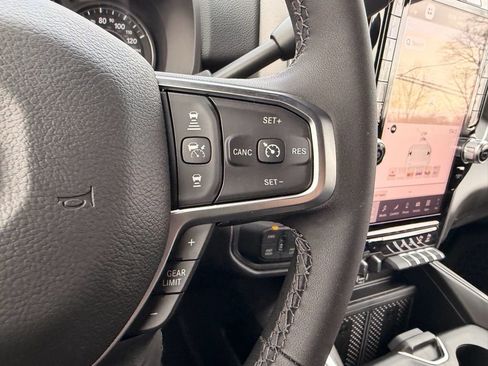 New 2026 RAM 2500 Big Horn AWD/4WD image 12