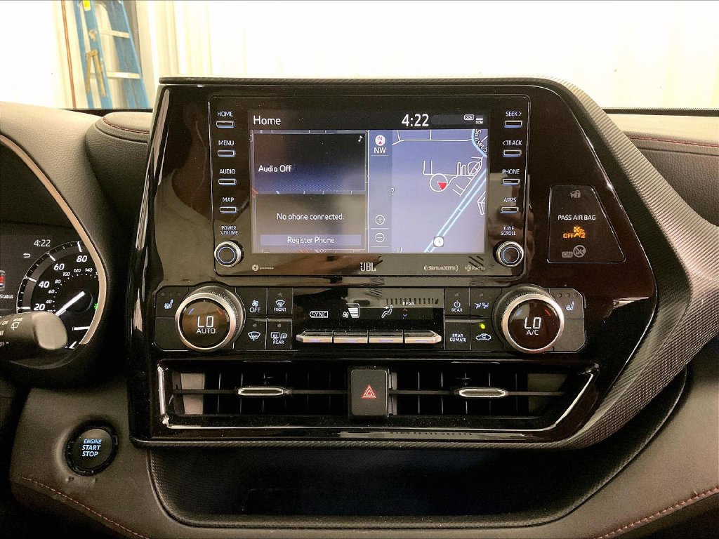 Used 2021 Toyota Highlander XSE AWD/4WD image 37