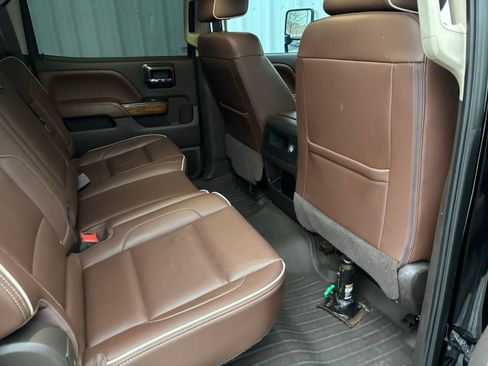 Used 2016 Chevrolet Silverado 2500 High Country w/ High Country Premium Package image 32