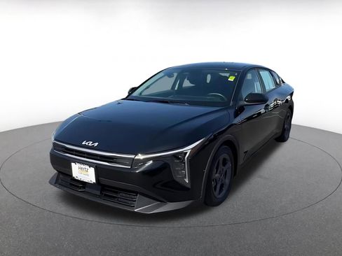 Used 2025 Kia K4 LXS image 7