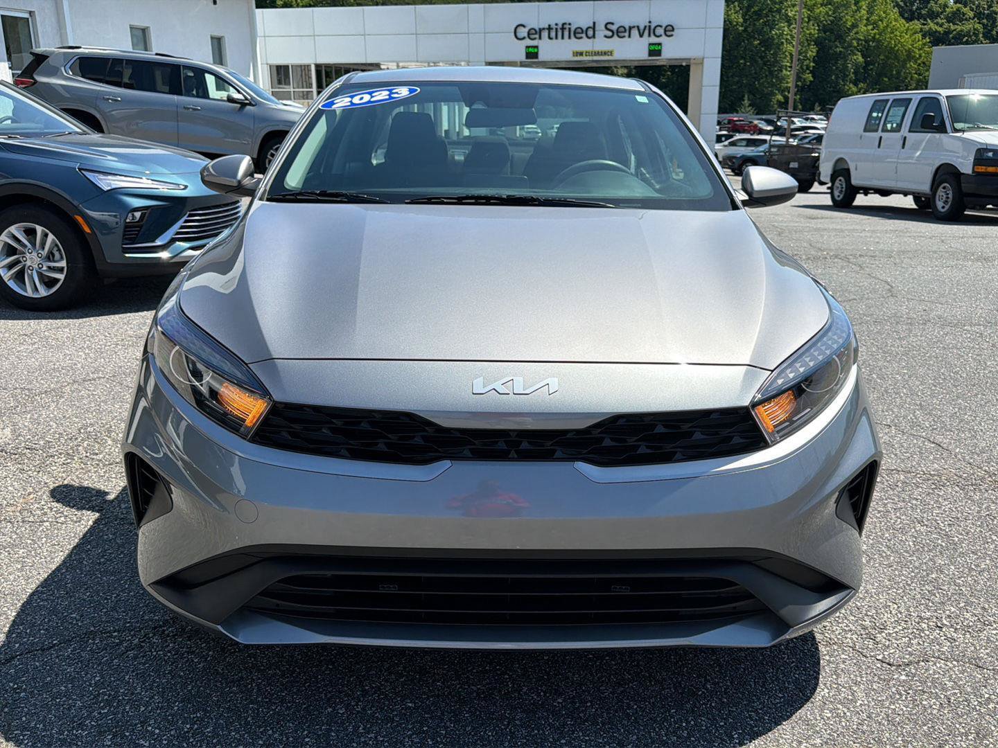 Used 2023 Kia Forte LXS FWD image 2