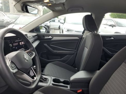 Used 2026 Volkswagen Jetta S FWD image 17