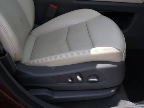 Certified 2023 Cadillac XT5 Premium Luxury w/ Technology Package FWD image 23
