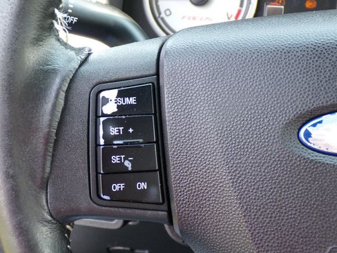 Used 2008 Ford Focus SE FWD image 27