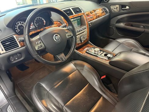 Used 2011 Jaguar XK Coupe RWD image 24