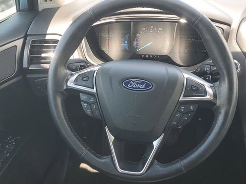 Used 2020 Ford Fusion Titanium AWD/4WD image 13