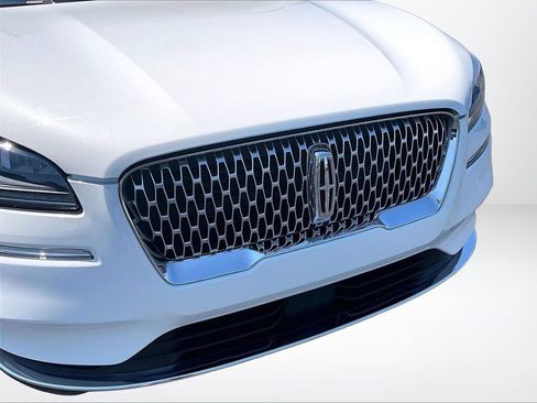 Used 2022 Lincoln Corsair Reserve AWD/4WD image 28