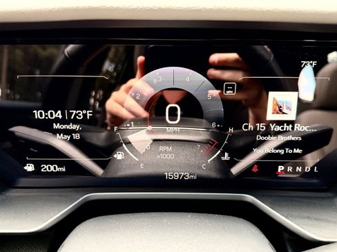 Used 2025 GMC Acadia Elevation w/ Elevation Premium Package FWD image 26