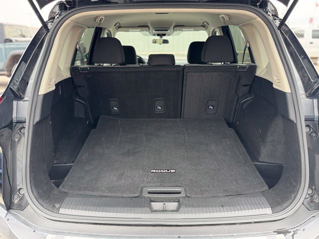 Used 2023 Nissan Rogue SV AWD/4WD image 7