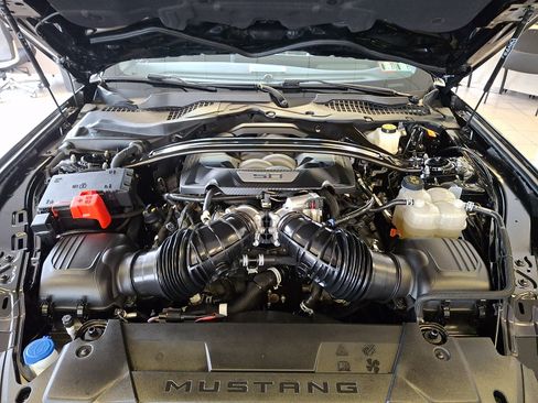 Used 2025 Ford Mustang GT Premium RWD image 27