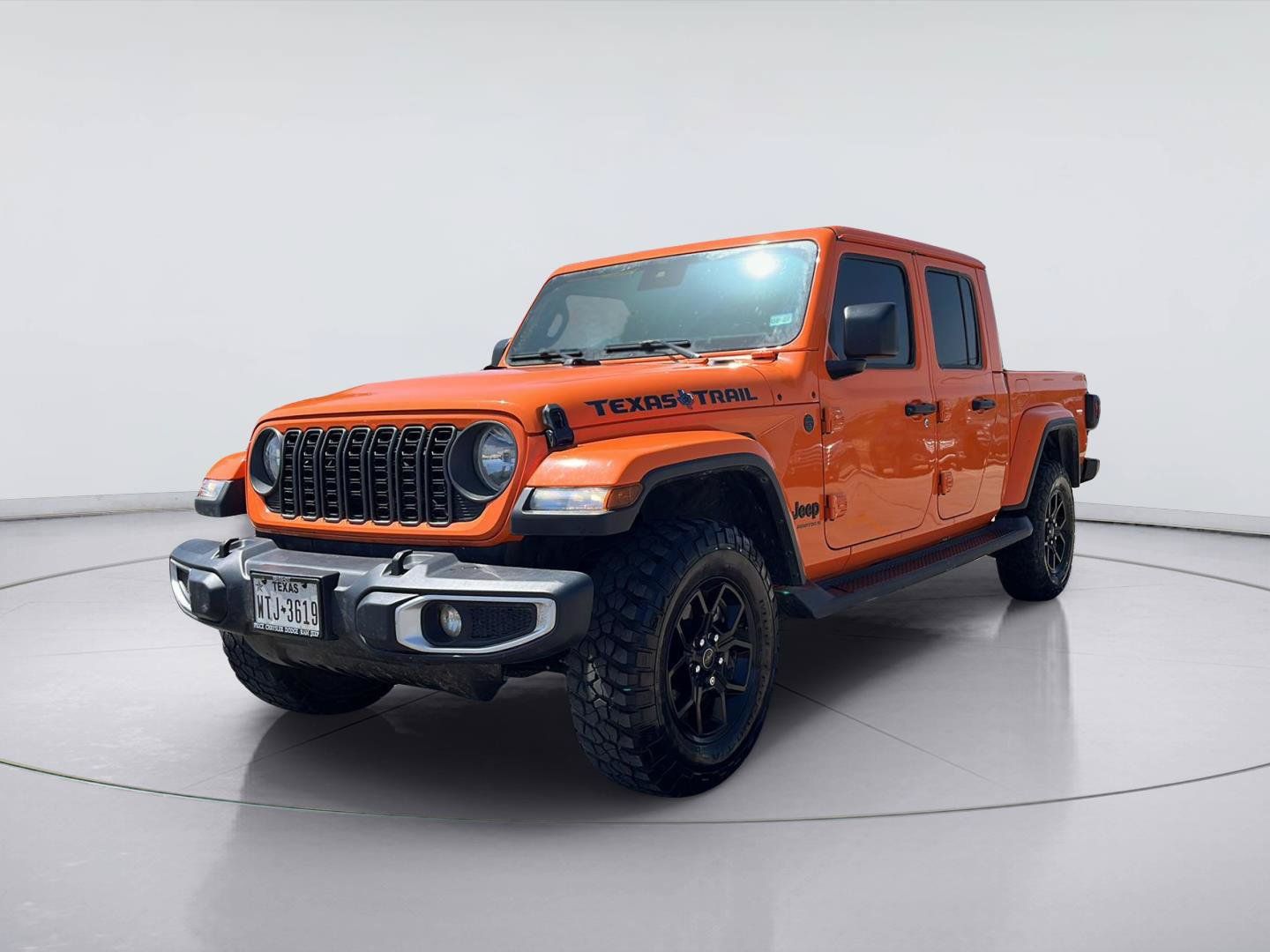 Used 2025 Jeep Gladiator Sport AWD/4WD image 7