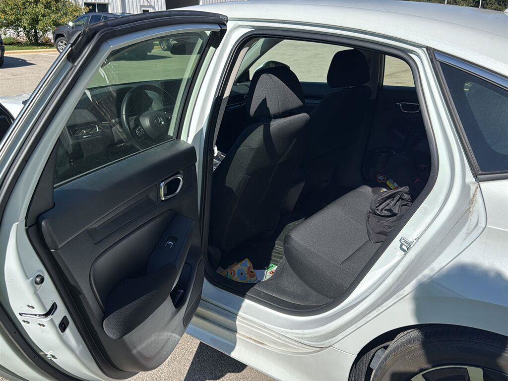Used 2022 Honda Civic EX image 9
