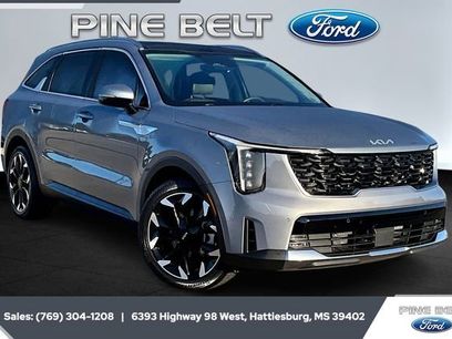 Used 2025 Kia Sorento EX w/ Panoramic Sunroof Package