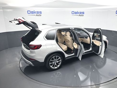 Used 2021 BMW X5 sDrive40i RWD image 59
