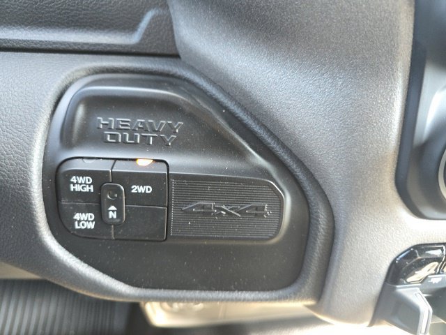 New 2024 RAM 3500 Tradesman w/ Chrome Appearance Group AWD/4WD image 16
