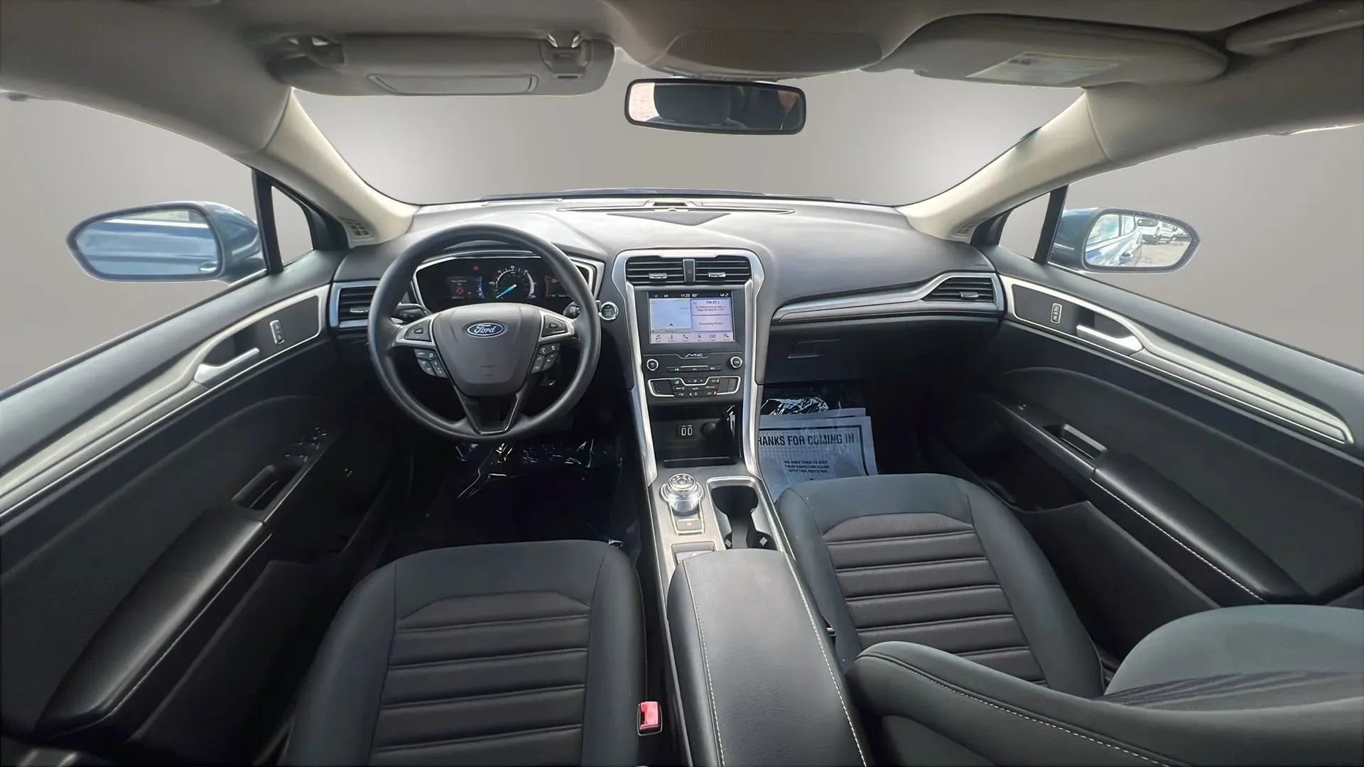 Used 2019 Ford Fusion SE FWD image 9