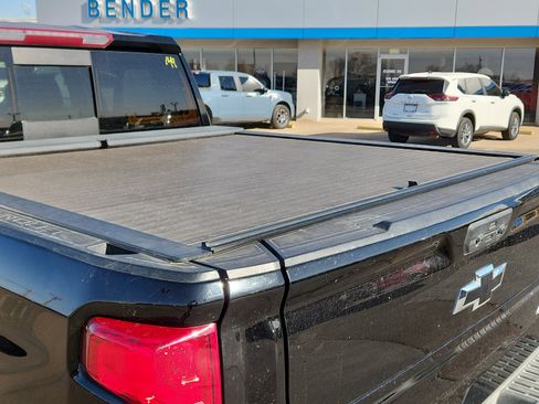 Used 2022 Chevrolet Silverado 1500 RST w/ Convenience Package II image 7