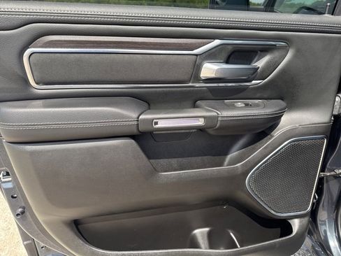 Used 2025 RAM 1500 Laramie image 30