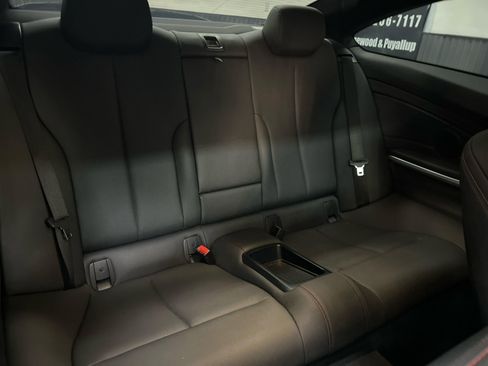 Used 2018 BMW 430i Coupe w/ Premium Package image 11