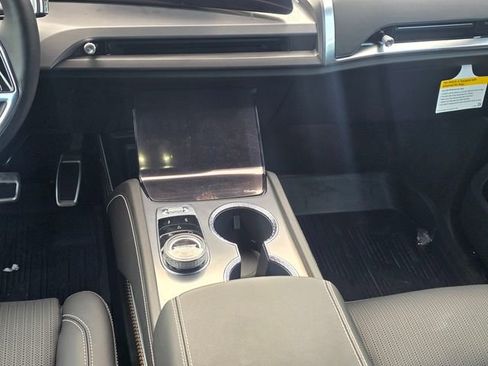 New 2026 Cadillac Vistiq Luxury image 19