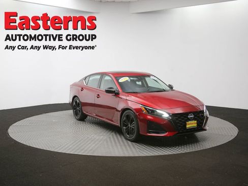 Used 2023 Nissan Altima 2.5 SR w/ SR Premium Package FWD image 50