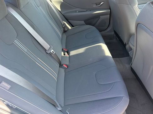 New 2025 Hyundai Elantra Sport image 15