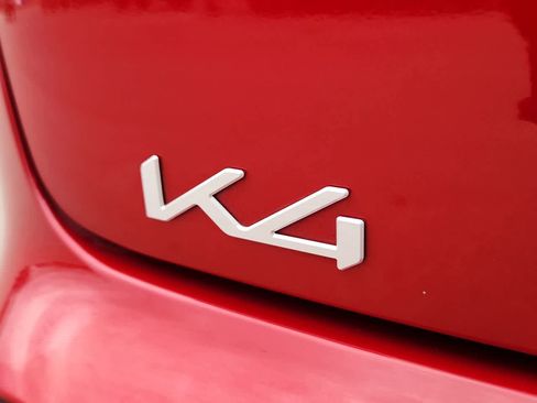 Used 2025 Kia K4 EX image 11