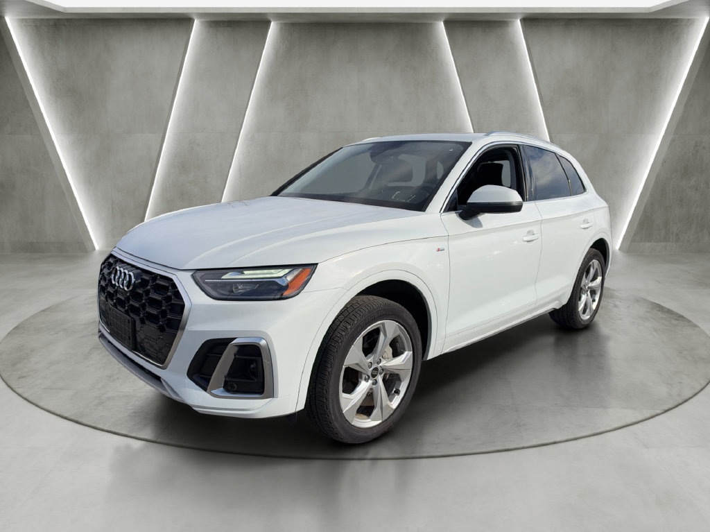 Used 2023 Audi Q5 2.0T Premium Plus w/ Premium Plus Package AWD/4WD image 3