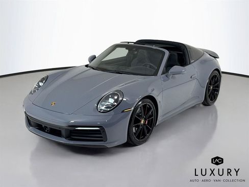 Used 2024 Porsche 911 Targa 4S AWD/4WD image 4