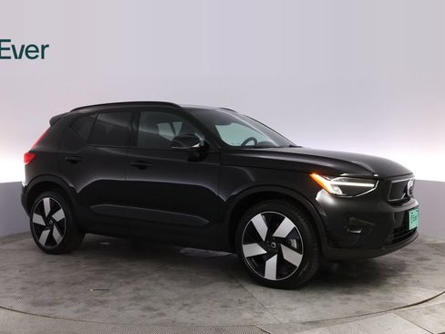 Used 2023 Volvo XC40 Recharge Ultimate AWD/4WD image 14