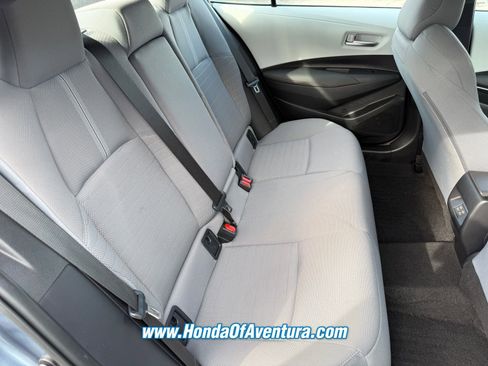 Used 2025 Toyota Corolla SE FWD image 12