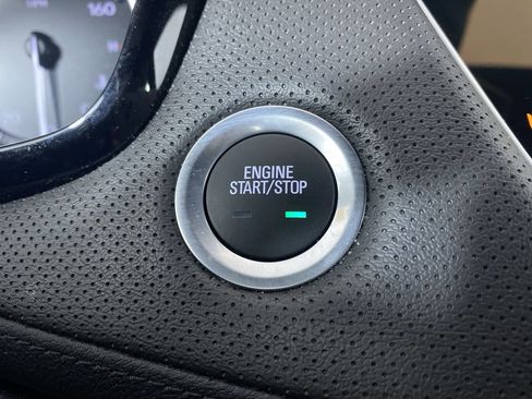 Certified 2024 Cadillac XT5 Premium Luxury image 9