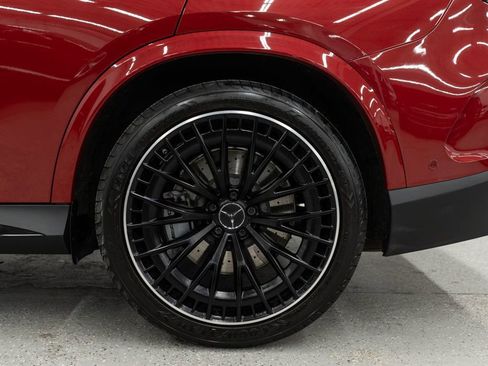 Used 2025 Mercedes-Benz GLC 43 AMG 4MATIC image 37