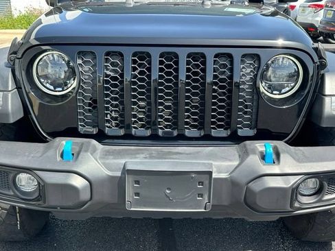 Used 2023 Jeep Wrangler Unlimited AWD/4WD image 8