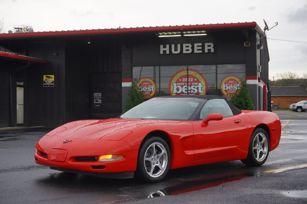 Used 2000 Chevrolet Corvette Convertible w/ Memory Pkg RWD image 2