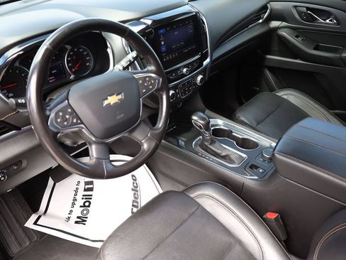 Used 2021 Chevrolet Traverse Premier w/ Redline Edition AWD/4WD image 12