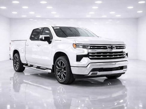 Used 2022 Chevrolet Silverado 1500 LTZ image 7