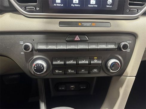 Used 2020 Kia Sportage LX image 23