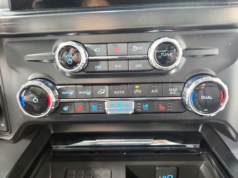 New 2026 Ford F250 Lariat w/ Chrome Package AWD/4WD image 31