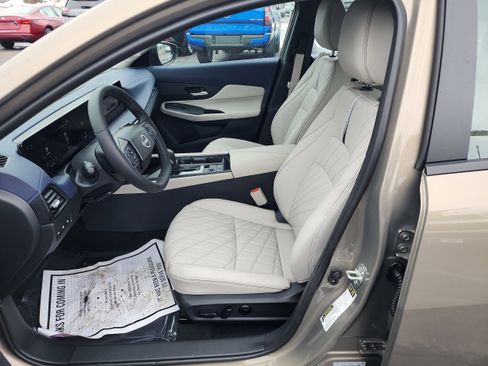 New 2026 Nissan Sentra SL w/ Floor Mat Package FWD image 11