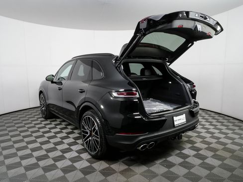 New 2026 Porsche Cayenne S AWD/4WD image 35
