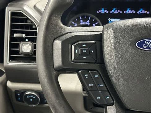 Used 2022 Ford F350 XLT w/ XLT Value Package image 17