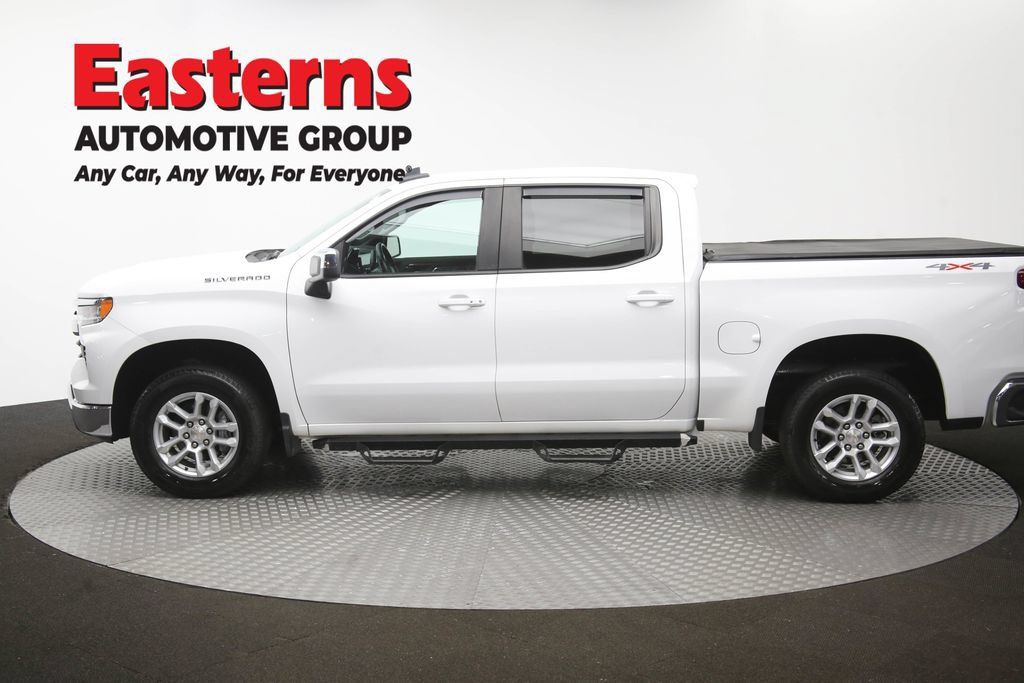 Used 2023 Chevrolet Silverado 1500 LT AWD/4WD image 63